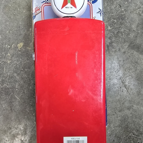 Enesco Texaco Fire Chief Gas Pump Ceramic Collectible Savings Bank - Picture 3 of 5